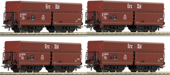 4 Piece #1: Self-Unloading Hopper cars<br /><a href='images/pictures/Roco/66128.jpg' target='_blank'>Full size image</a>
